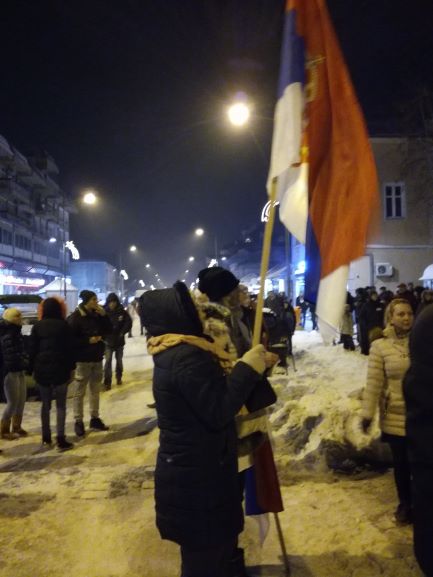Градски трг у Аранђеловцу – детаљ са прве протестне шетње 26. јануара 2019. године